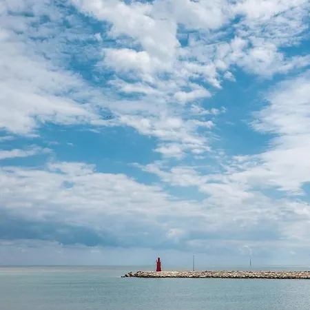 Konukevi Camera Top 3*